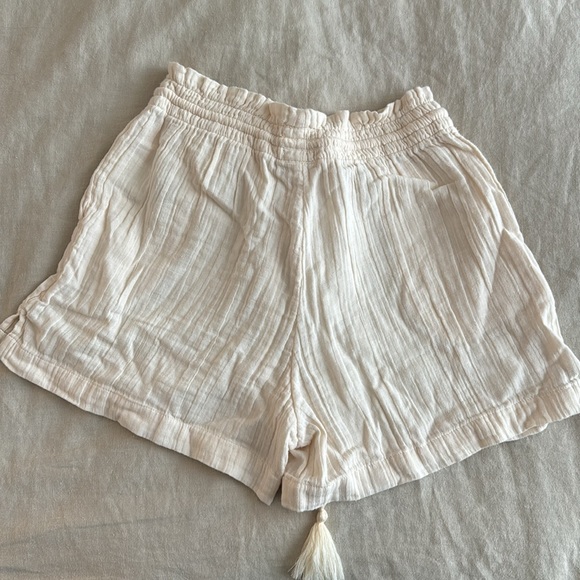 Roxy shorts - Picture 2 of 3